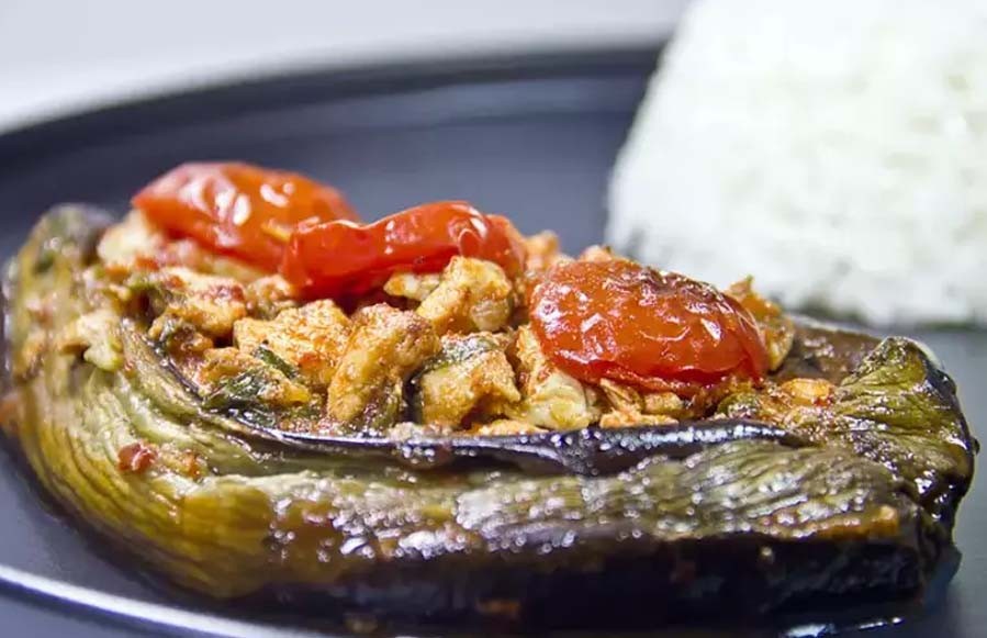 Bugün ne pişirsem? Derdine son! Patlıcanın en güzel hali, karnıyarık tarifi