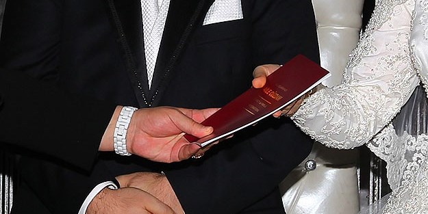 Bugün nikah salonları tıklım tıklımdı