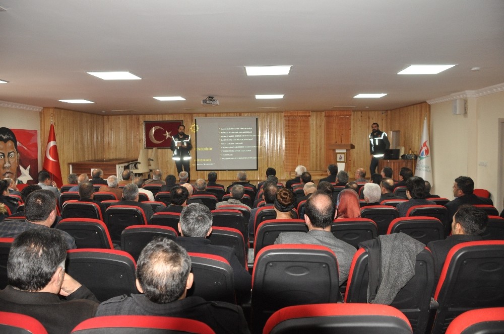 Bulanık’ta ‘madde bağımlılığı’ semineri 