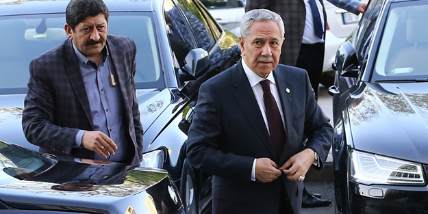 Bülent Arınç AK Parti'de!