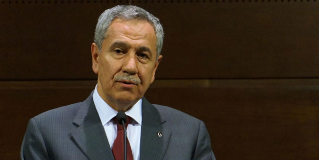 Bülent Arınç istifa etti