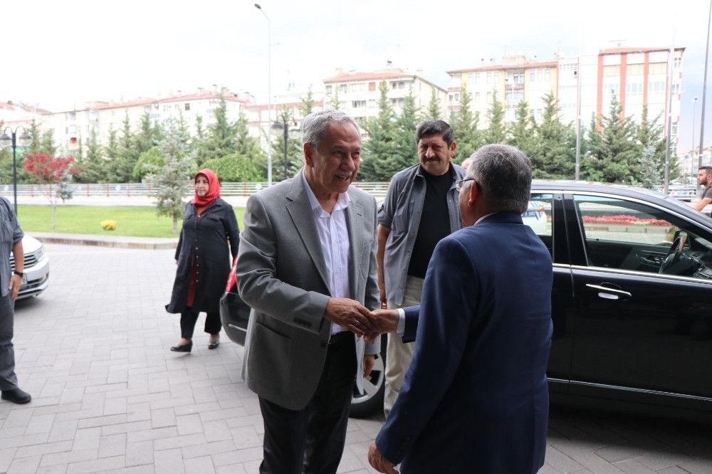 Bülent Arınç Kayseri’de 