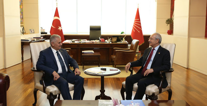 Binali Yıldırım ve Kılıçdaroğlu mini Anayasa paketi için ilk adımı attı