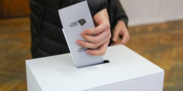 Bulgaristan cumhurbaşkanlığı seçiminde flaş gelişme!