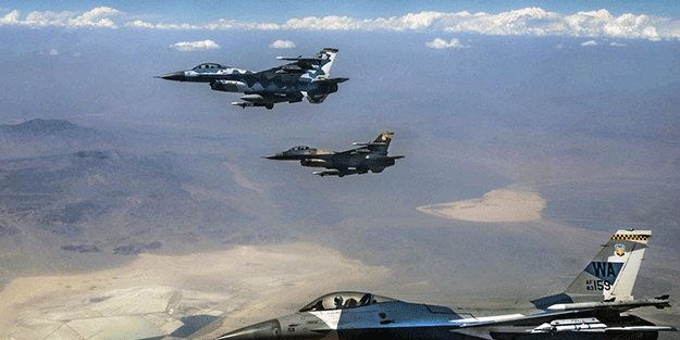 Bulgaristan'da savaş uçakları peş peşe havalandı! Genelkurmay Başkanı açıklama yaptı