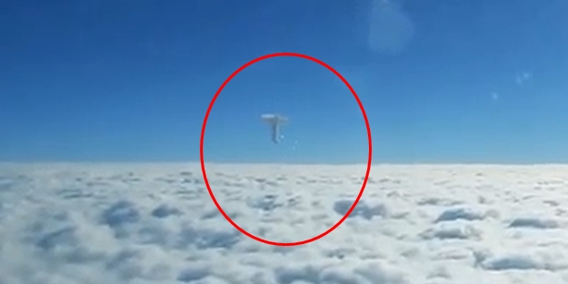 Bulutların üzerinde UFO görüntülendi - VİDEO