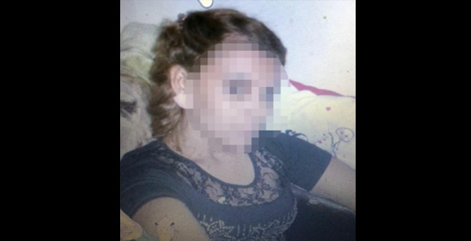 Bunalıma giren genç kız kendini astı
