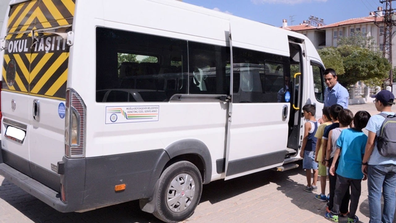 Bundan sonra zorunlu olacak! Okul servislerinde yeni dönem bugün başlıyor