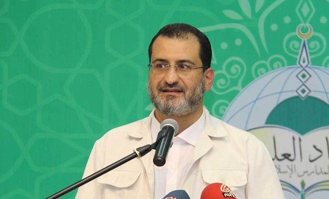 Bunlar bir tek güçten anlar! Kökleri gelene, kuruyana kadar vurun