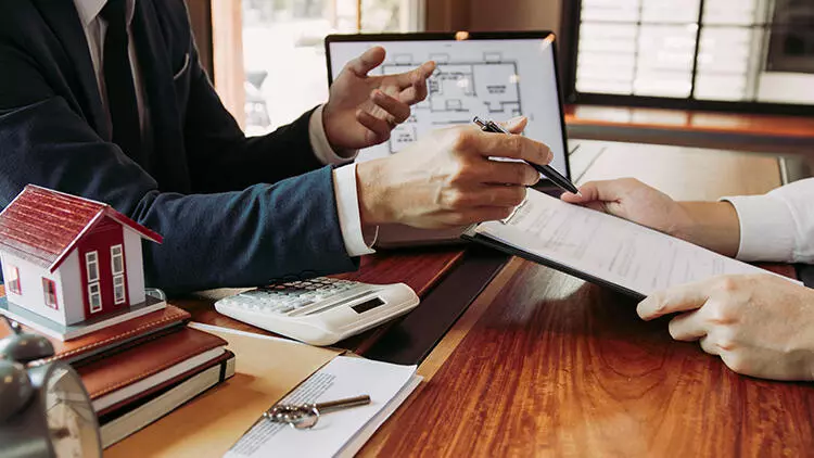 Bunlar bırakın emlakçıyı, insan bile değil! Yaptıkları şey şok etti