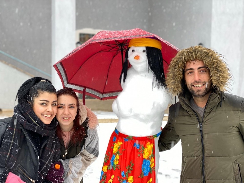 Bunlar da yöresel kardan adamlar 