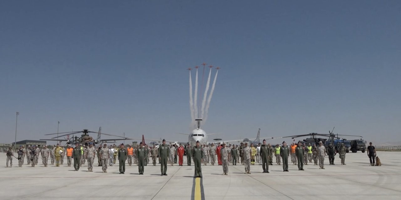 Bunlar sadece ‘cuntacı’ seviyor! Fondaş medyadan Paşa’ya rezil iftira