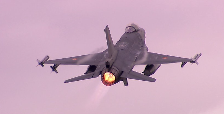 Bunlar yakında Türkiye'den de ister! Yunan F-16'larına talip olundu