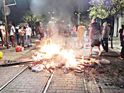 Bunlar gazeteci değil terörist!