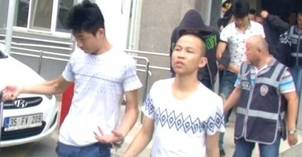 Bunlar da Çin malı dolandırıcı