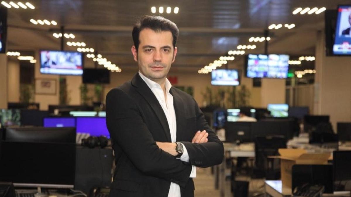 Bunlarda hakikaten yüz yok! Utanmadan bir de sabah akşam "biat kültürü"nden, "tek adam rejimi"nden, "otoriterlik"ten bahsediyorlar