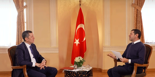 Bunları sormadan gazeteci de olamazsın Cüneyt Özdemir! 8N1K’nin içine nasıl ettiler?