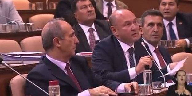 Bunların alayı böyle! İBB Meclisi'nde Osmanlı'ya kin kustu