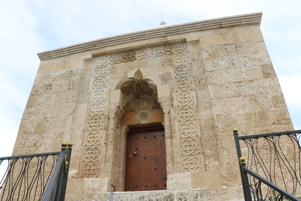 Bunu tarih yazmadı, Yavuz’un Sivas’ta inşa ettirdiği türbe 