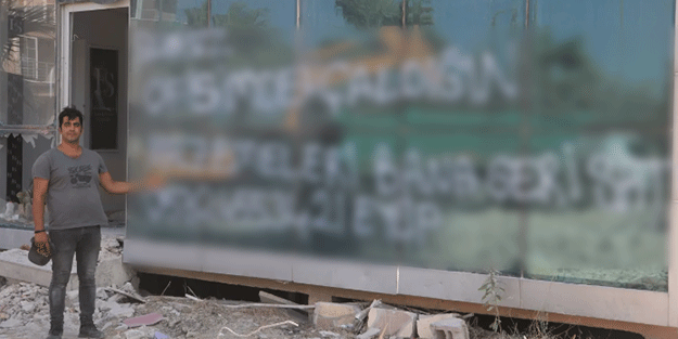 Bunu yapanlar insan olamaz! Deprem bölgesinde camda yürek burkan not