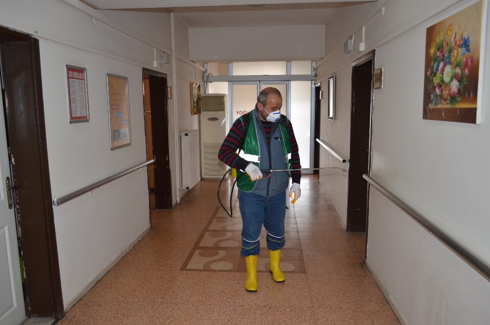 Bünyan Belediyesi İlçe Devlet Hastanesi dezenfekte edildi 