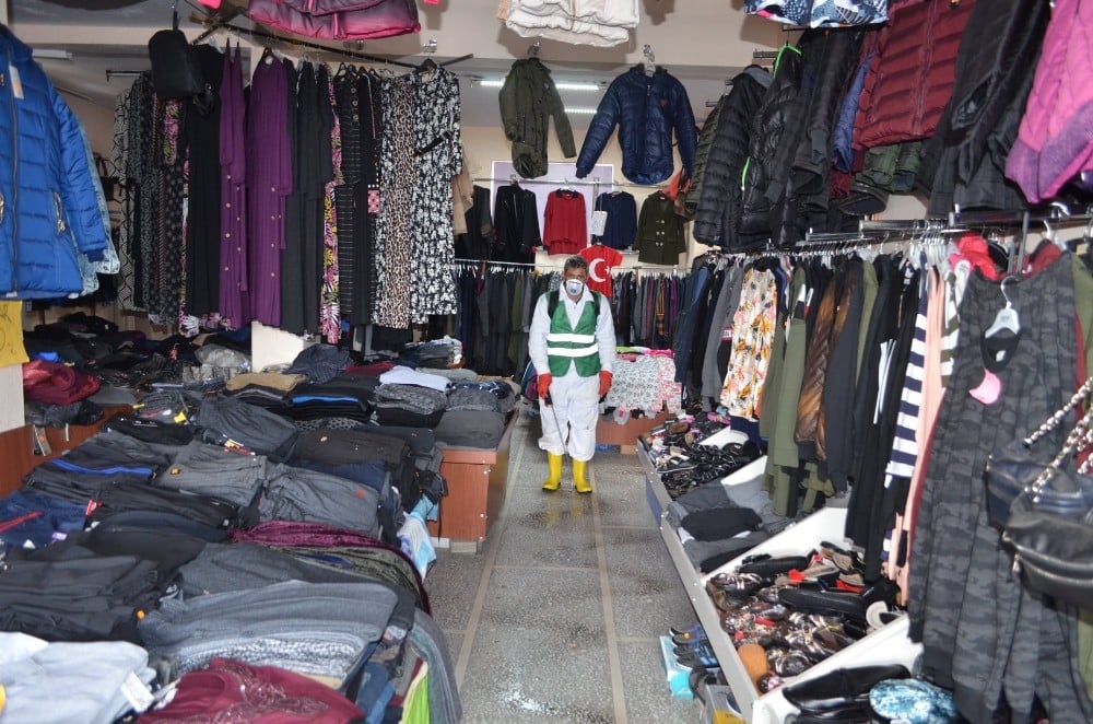 Bünyan Belediyesi ilçedeki tüm dükkanları dezenfekte ediyor 