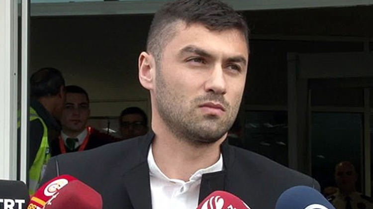 Burak , İETT şoförüyle kavga etti!