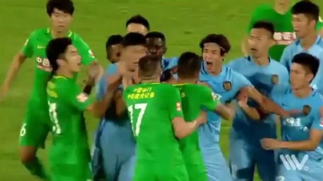 Burak tokat attı oyundan atıldı