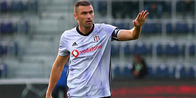 Burak Yılmaz gidiyor! 3 yıl için cazip kontrat