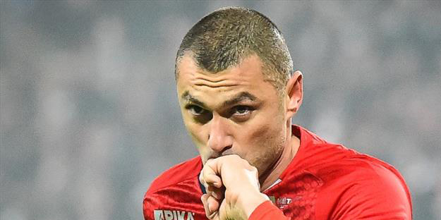 Burak Yılmaz, kariyerinin son imzasını öyle bir atacak ki...