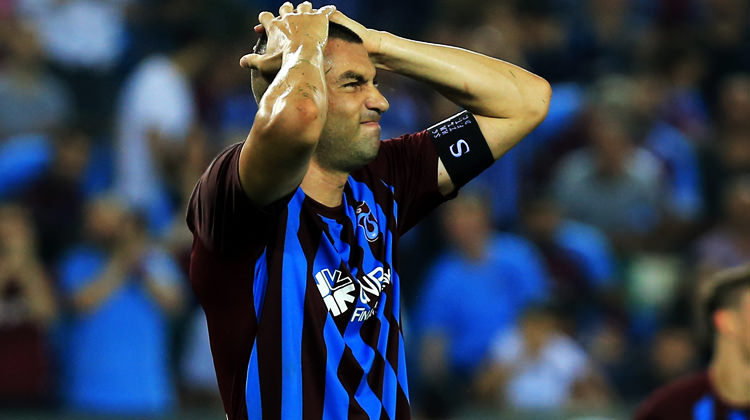 Burak Yılmaz şoku! Durumu ortaya çıktı