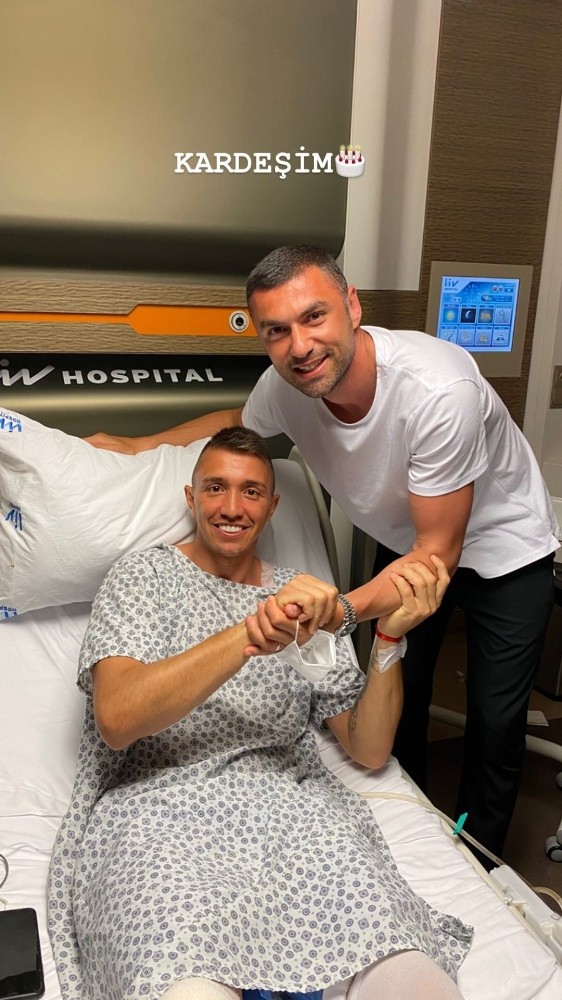 Burak Yılmaz’dan Muslera’ya ziyaret 