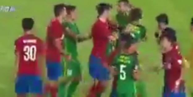 Burak'tan ortalığı karıştıran hareket