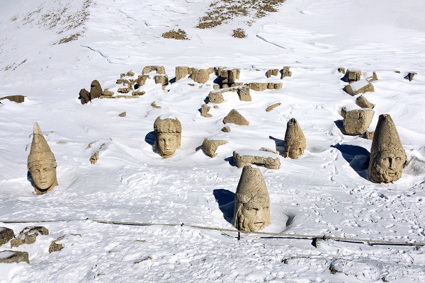 Buram buram tarih kokan kent: Adıyaman