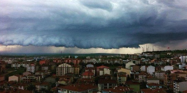 Burası ABD değil, Edirne! İşte görenleri dehşete düşüren bulutlar...