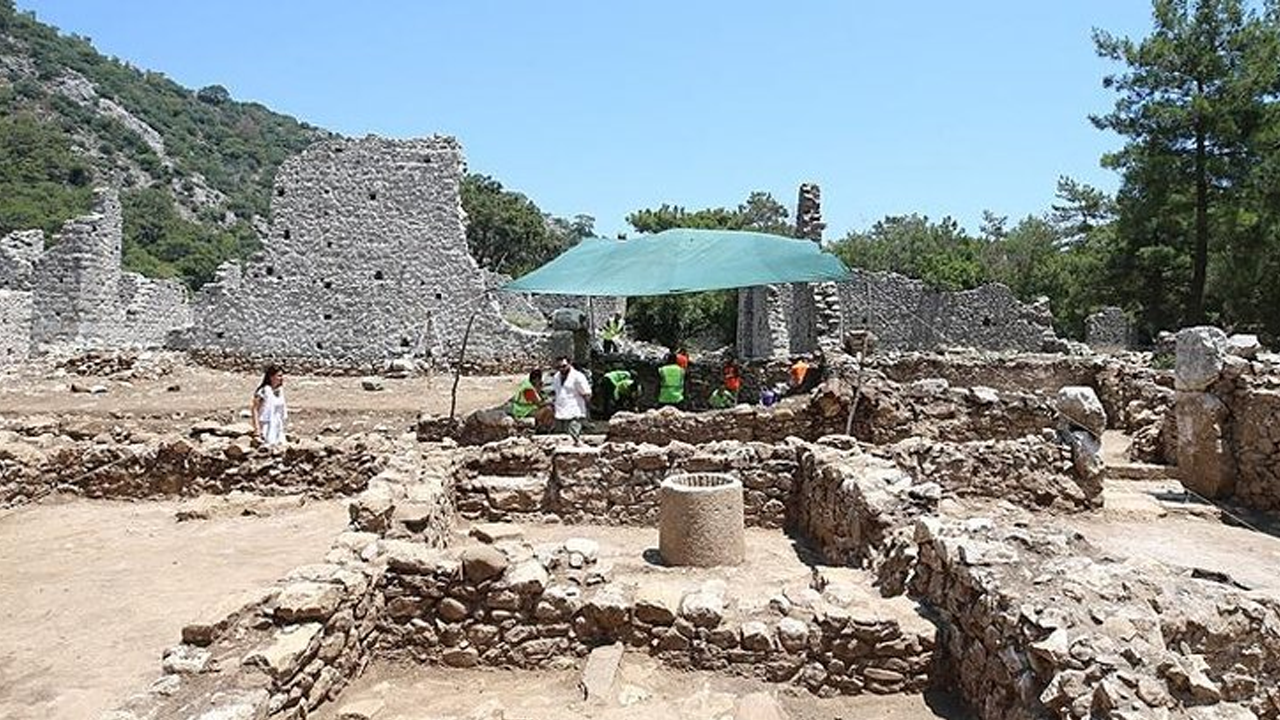 'Buraya sadece doğru yolda olanlar girebilir'
