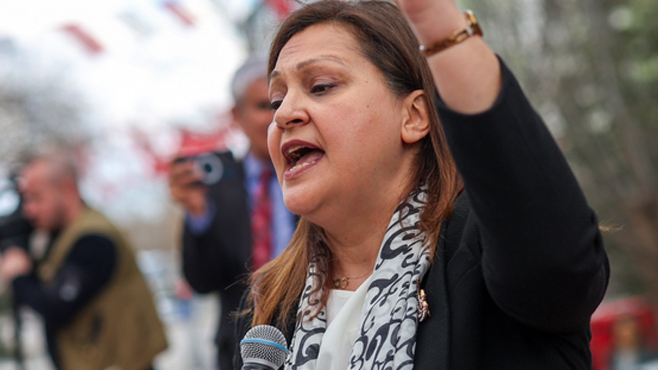 Burcu Köksal AK Parti’ye mi geçiyor? Flaş gelişme yaşanabilir