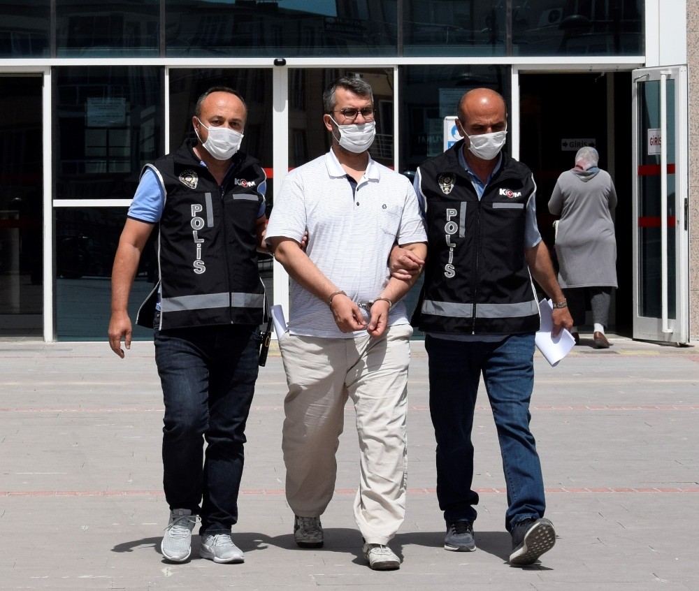 Burdur’ da FETÖ’nün emniyetin sözde mahrem sorumlusu tutuklandı 