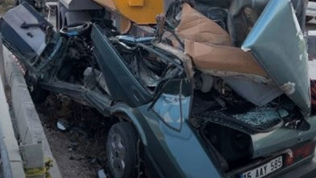 Burdur'da feci kaza: 18 yaşındaki sürücü hayatını kaybetti!