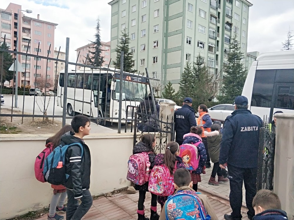 Burdur’da okul servisleri denetlendi 