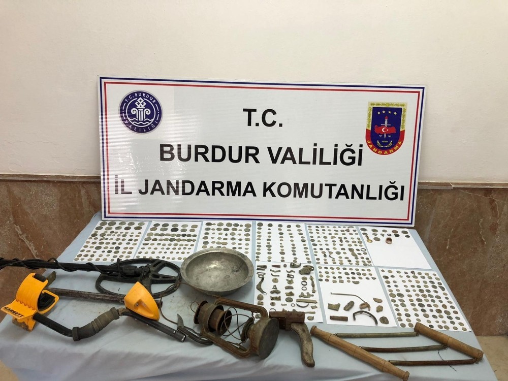 Burdur’da Roma Bizans Dönemine ait tarihi eserler ele geçirildi 