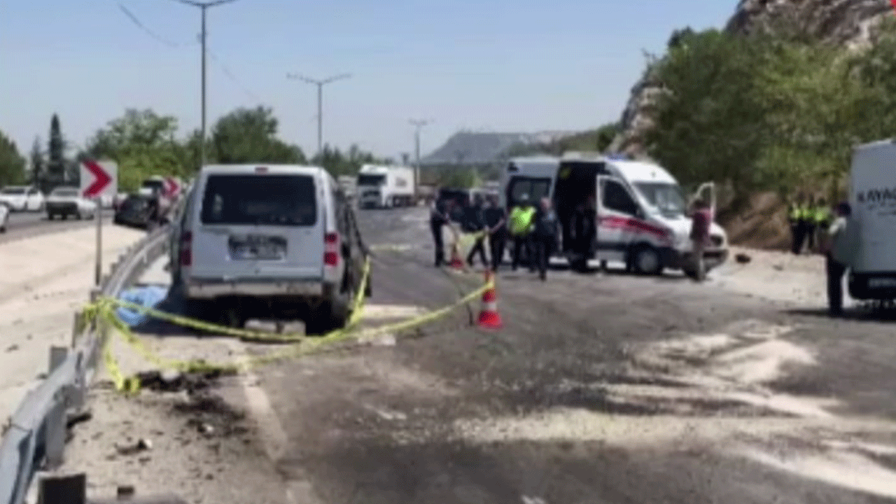 Burdur'da tek şeride düşen yolda feci kaza: Ölü ve yaralılar var!