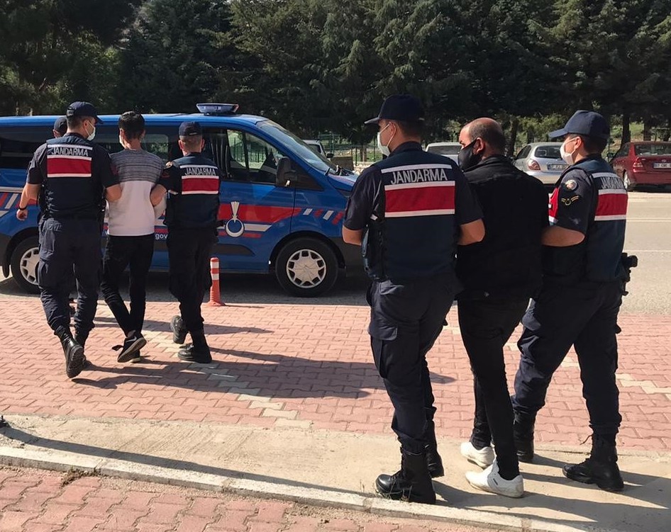 Burdur’da uyuşturucu operasyonu: 2 tutuklu 