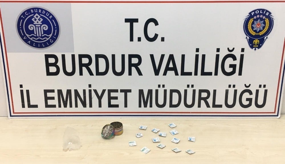 Burdur’da uyuşturucu ticareti yapan 2 şüpheli yakalandı 