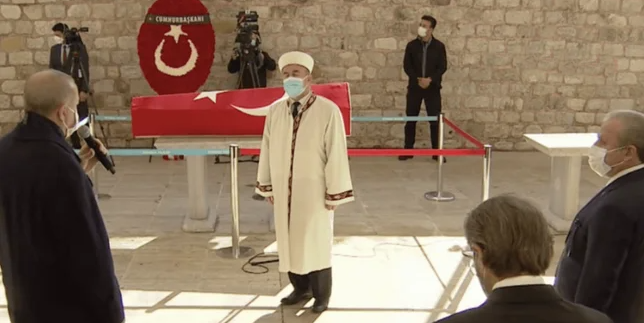 Burhan Kuzu son yolculuğuna uğurlandı