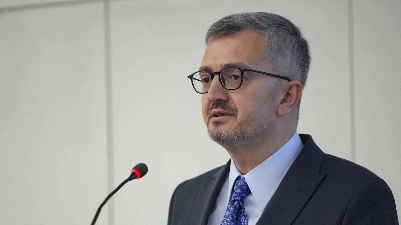 Burhanettin Duran’dan usta sanatçı Niyazi Sayın için taziye mesajı