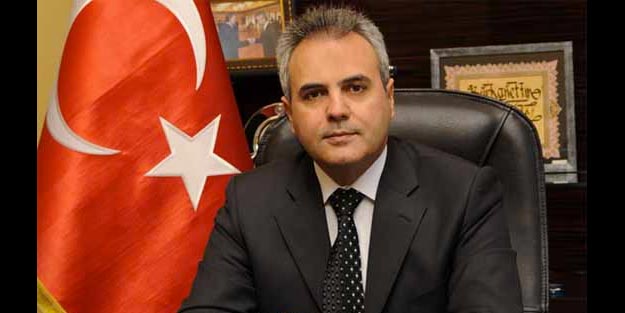 Burhanettin Uysal kimdir?