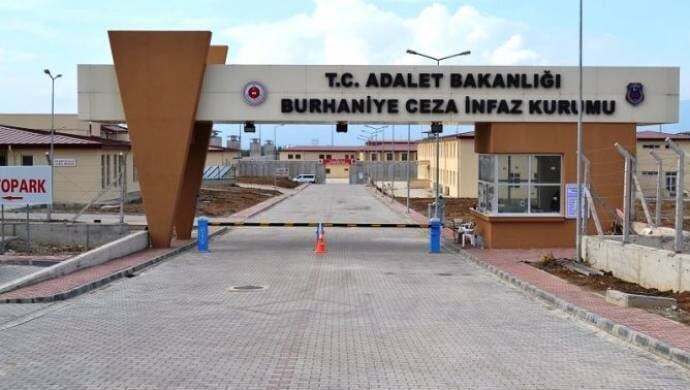 Burhaniye Cezaevinden 492 kişi tahliye oldu 