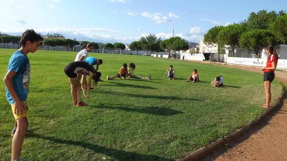 Burhaniye’de atletizm kursları ilgi gördü 