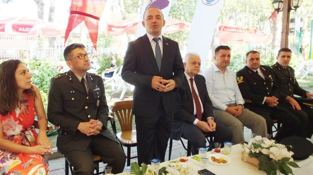 Burhaniye’de bayramlaşma töreni yapıldı 